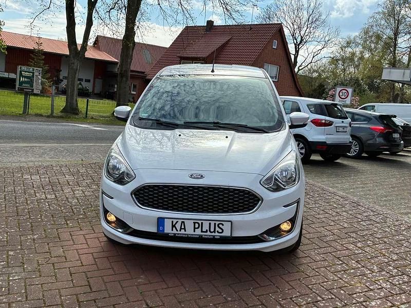 Second-hand Ford Ka 86 CP (63 kW) 2019 Alb Berlinǎ