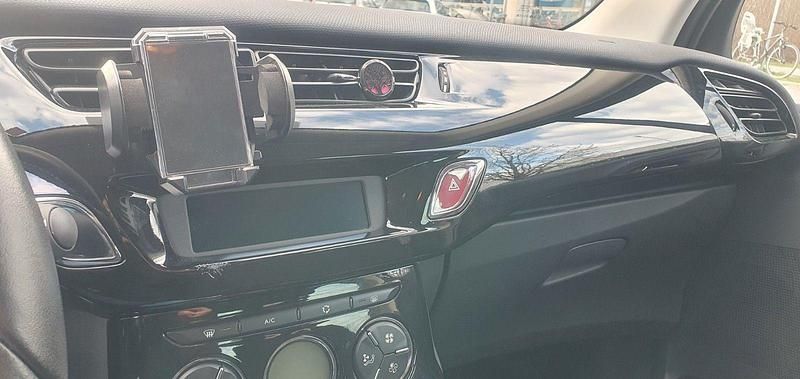 Gebraucht Citroën C3 Red Block 120 PS (88 kW) 2014 Schwarz Kleinwagen