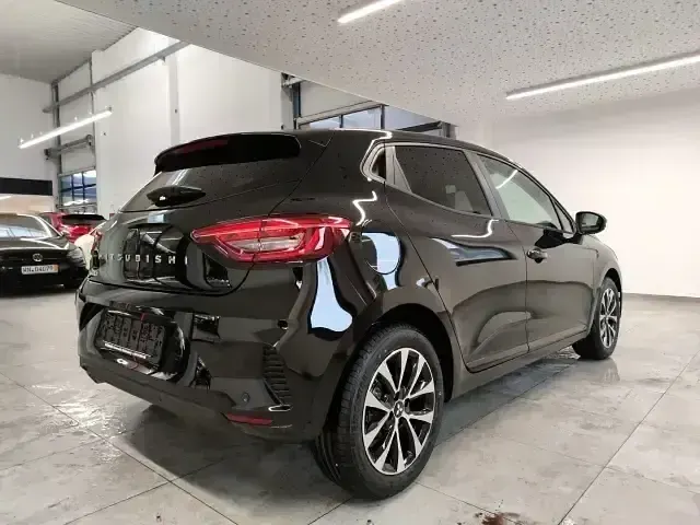Gebraucht Mitsubishi Colt Plus 67 PS (49 kW) 2025 Onyx schwarz Kleinwagen