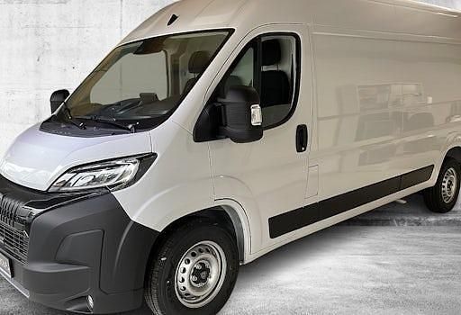 Gebraucht Peugeot Boxer 140 PS (102 kW) 2024 Weiß Van