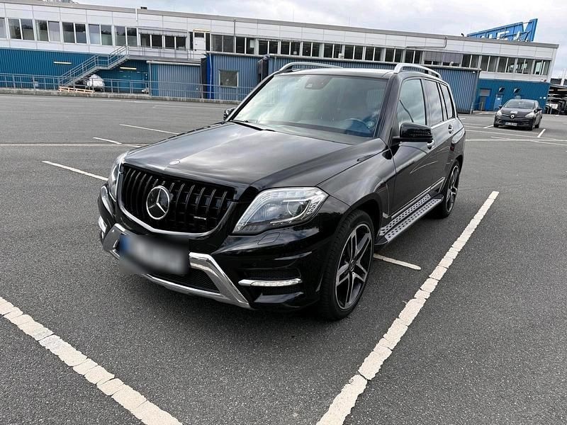 Schwarz Gebraucht 2012 Mercedes GLK350 SUV | 19.900 € - Bild 1/4
