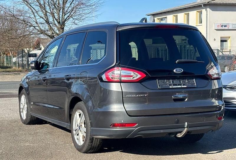 Gebraucht Ford Galaxy Titanium 190 PS (139 kW) 2019 Grau Van / Kleinbus