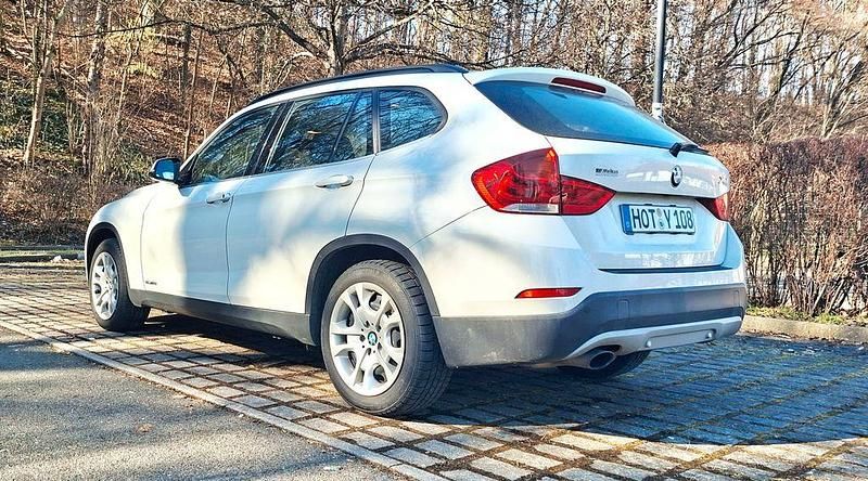 Gebraucht BMW X1 xLine 150 PS (110 kW) 2012 Weiß SUV