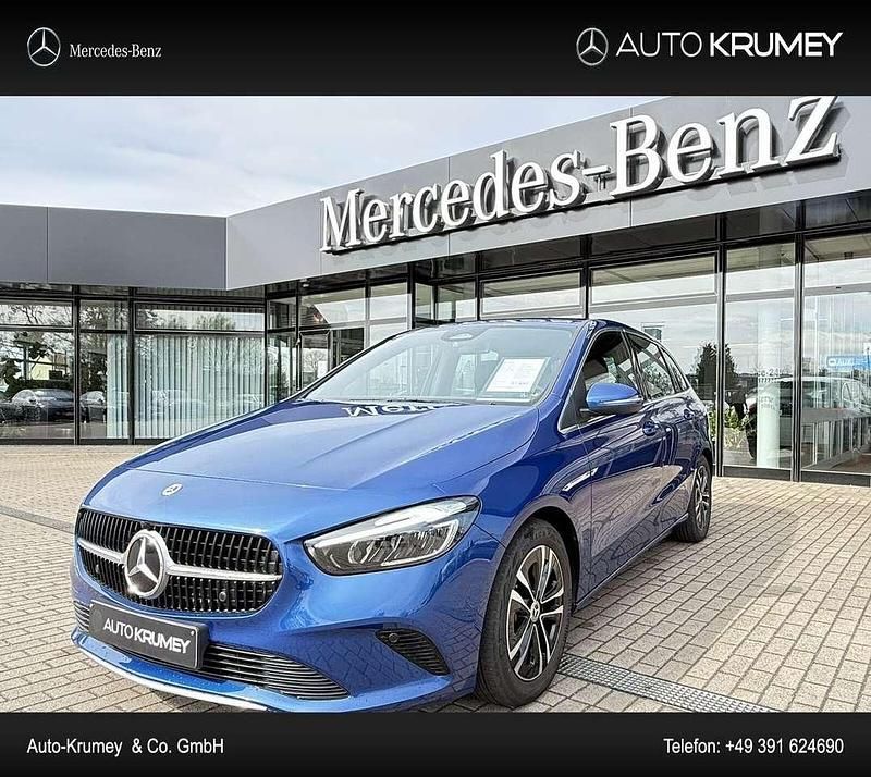 Blau Gebraucht 2024 Mercedes B220 Progressive Van / Kleinbus | 36.000 € (Guter Preis) - Bild 1/4