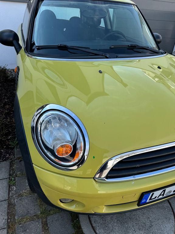 Gebraucht Mini ONE 75 PS (55 kW) 2010 Gelb Kleinwagen