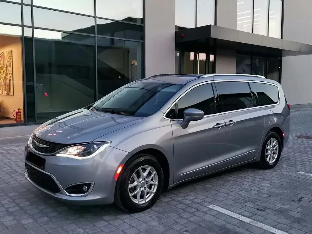 Gebraucht Chrysler Pacifica 291 PS (214 kW) 2020 Silber Van / Kleinbus