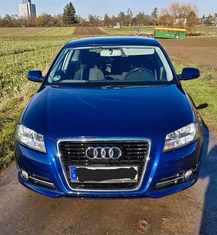 Blau Gebraucht 2012 Audi A3 Limousine | 5.000 € (Superpreis) - Bild 1/4