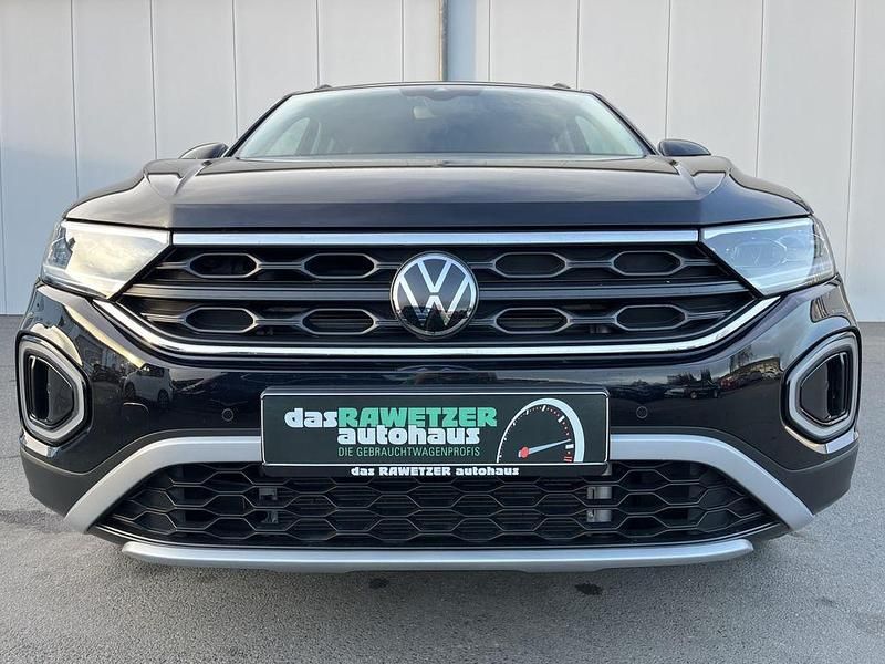 Gebraucht VW T-Roc Goal 150 PS (110 kW) 2025 Deep black (metallic) SUV