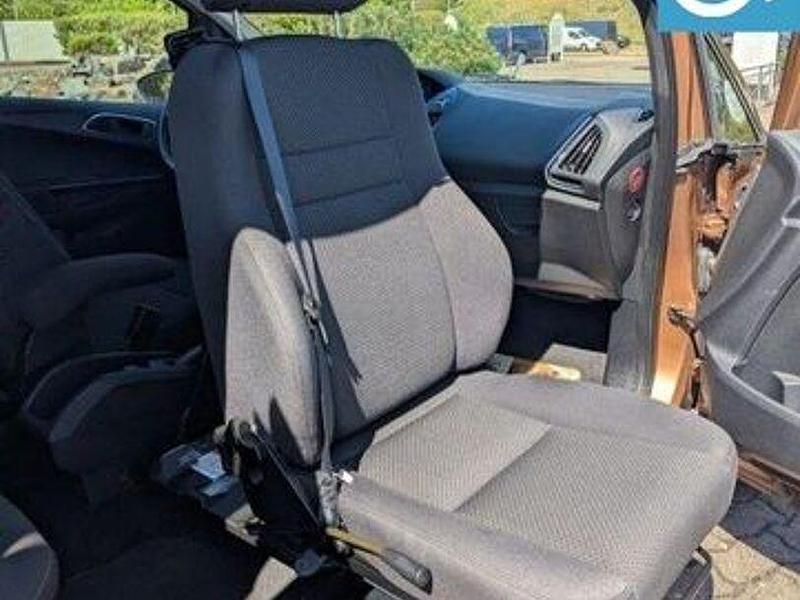 Braun Gebraucht 2015 Ford B-MAX Titanium Van / Kleinbus | 10.989 € (Fairer Preis) - Bild 1/4