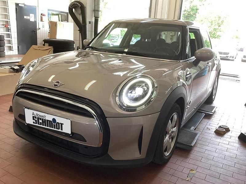 (grau) rooftop grey Gebraucht 2022 Mini ONE Classic Kleinwagen | 18.590 € (Fairer Preis) - Bild 1/3