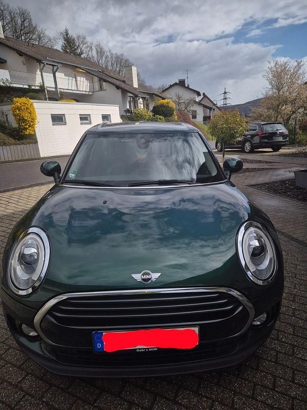 Gebraucht Mini Cooper D 150 PS (110 kW) 2016 Grün Kleinwagen