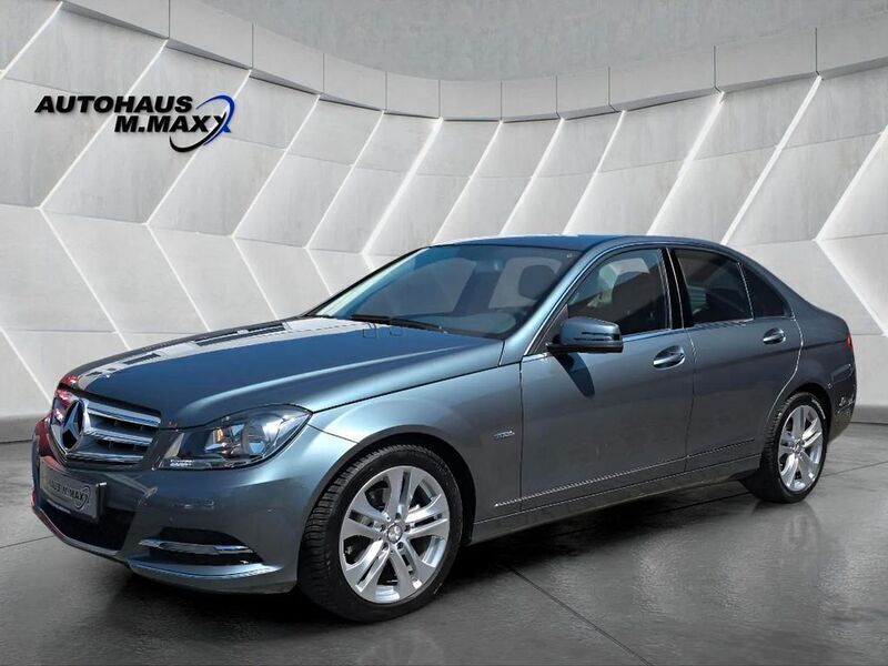 Grau Gebraucht 2011 Mercedes C180 Limousine | 15.900 € (Teuer) - Bild 1/4