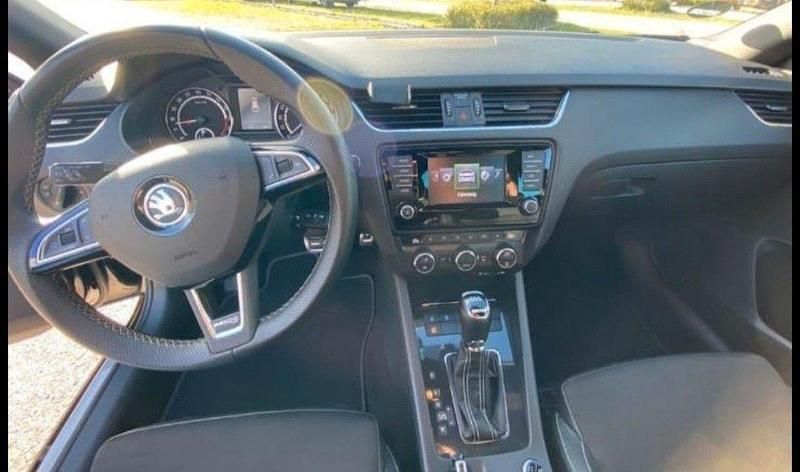 Schwarz Gebraucht 2013 Skoda Octavia RS Kombi | 12.800 € (Etwas zu teuer) - Bild 1/4