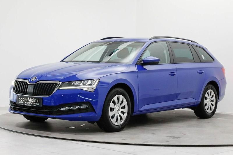 Gebraucht Skoda Superb Active 150 PS (110 kW) 2022 Energyblau Kombi