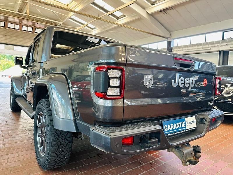 Gebraucht Jeep Gladiator Overland 264 PS (194 kW) 2021 Grau Abholung
