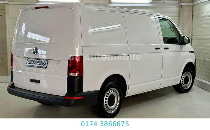 Gebraucht VW Transporter 110 PS (80 kW) 2021 Candyweiss Van