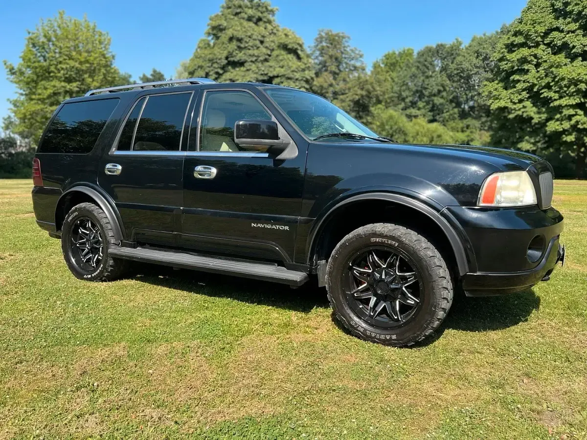 Gebraucht Lincoln Navigator 304 PS (223 kW) 2003 Schwarz SUV