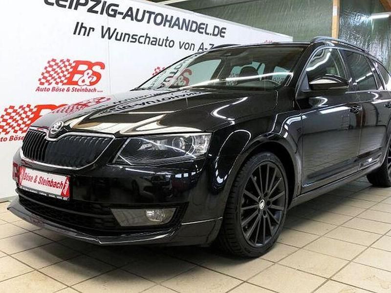 Schwarz Gebraucht 2016 Skoda Octavia Joy Kombi | 16.174 € (Teuer) - Bild 1/4