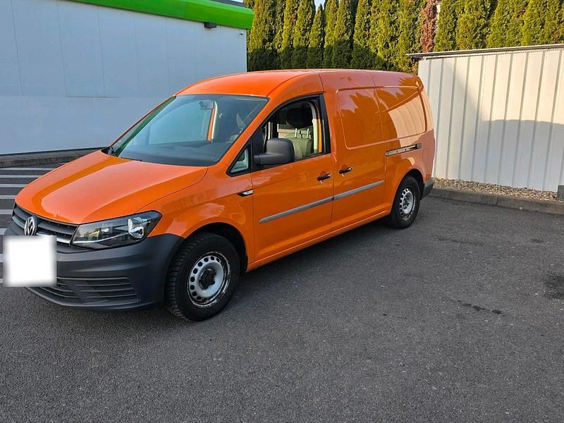 Gebraucht VW Caddy Maxi 102 PS (75 kW) 2017 Orange Van / Kleinbus