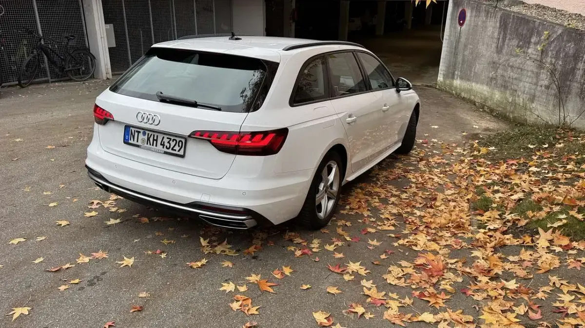 Gebraucht Audi A4 Advanced 163 PS (119 kW) 2021 Kombi
