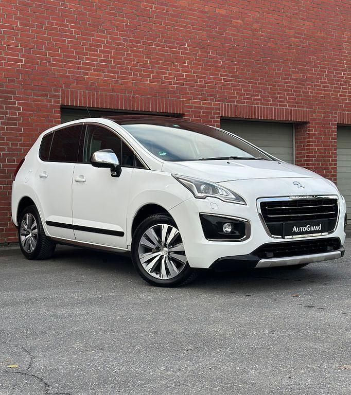 Weiß Gebraucht 2016 Peugeot 3008 Allure Limousine | 11.499 € (Guter Preis) - Bild 1/4