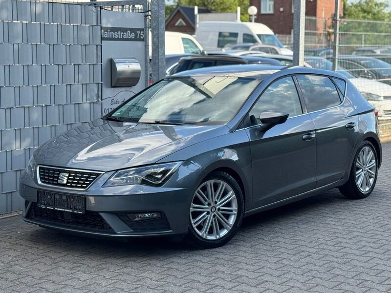Grau Gebraucht 2017 Seat Leon XCELLENCE Limousine | 10.490 € (Guter Preis) - Bild 1/4
