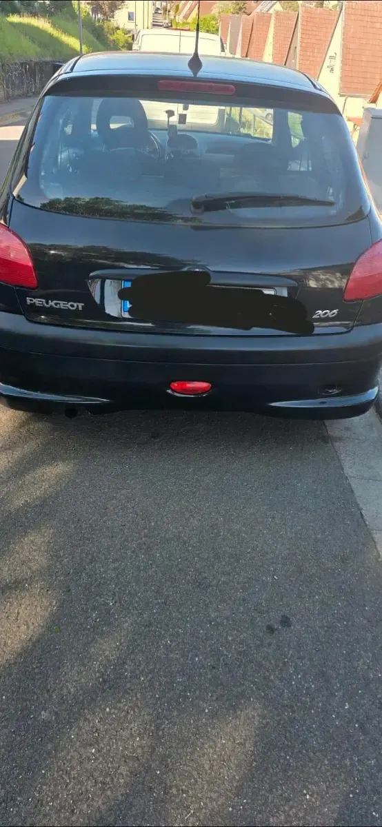 Gebraucht Peugeot 206 75 PS (55 kW) 2002 Schwarz