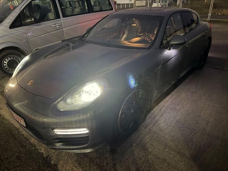 Gebraucht Porsche Panamera GTS 441 PS (324 kW) 2016 Grau Limousine