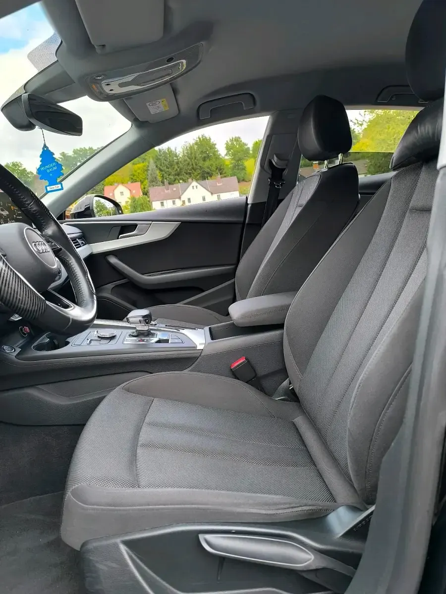 Gebraucht Audi A5 Sportback 150 PS (110 kW) 2019 Schwarz Kleinwagen