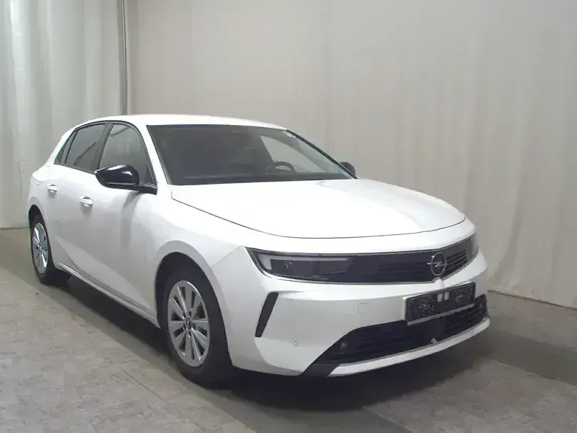 Gebraucht Opel Astra Business 110 PS (80 kW) 2022 Jade weiss Kleinwagen