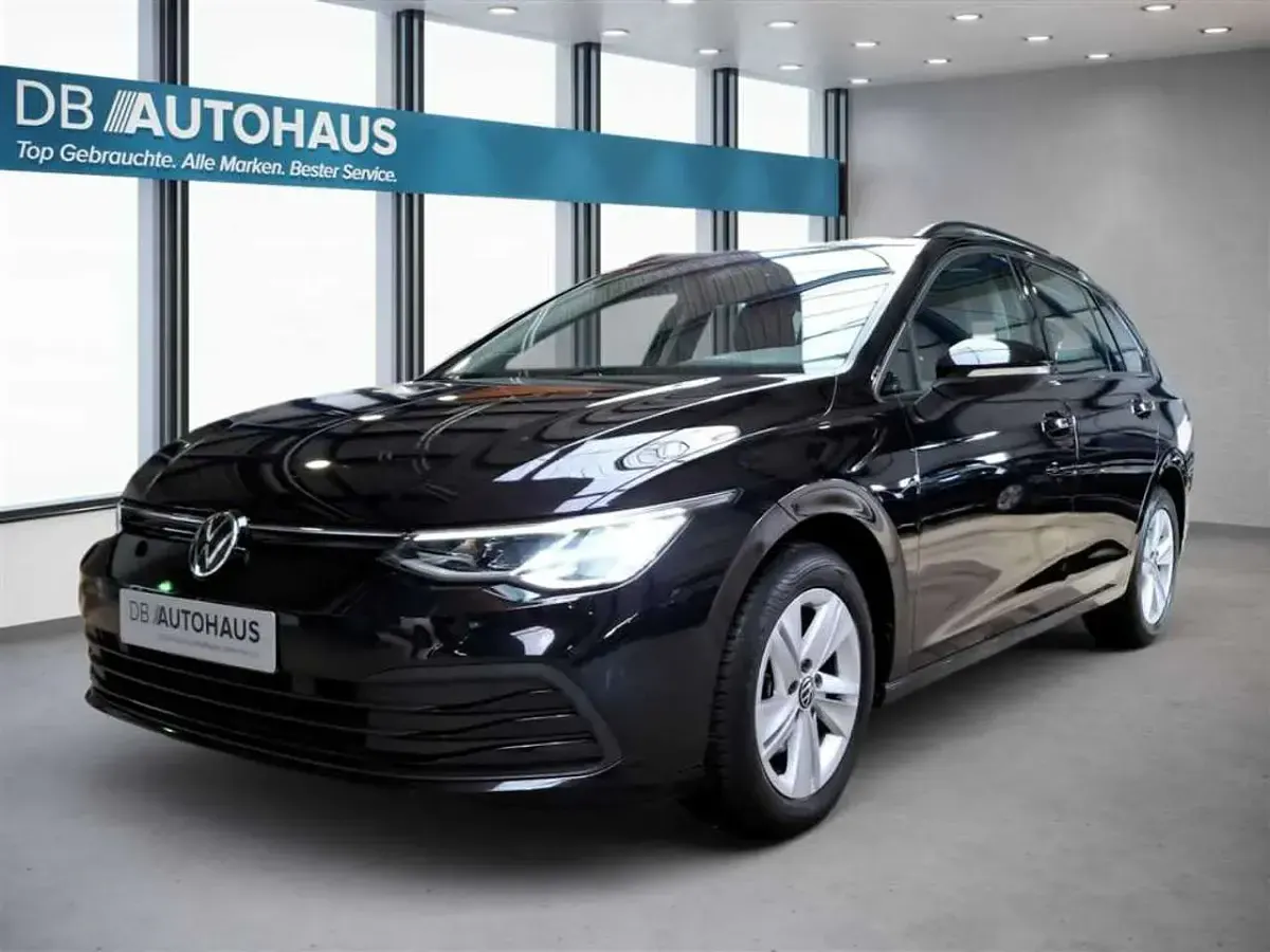 Gebraucht VW Golf VIII Life 110 PS (80 kW) 2023 Kombi