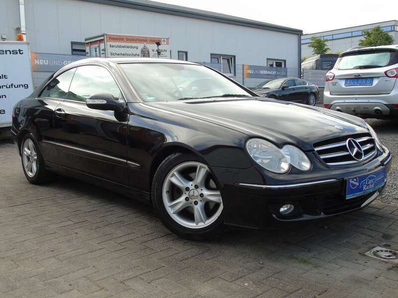 Schwarz Gebraucht 2006 Mercedes CLK220 Avantgarde Coupé | 2.699 € - Bild 1/4