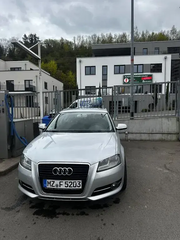 Gebraucht Audi A3 Sport 125 PS (91 kW) 2011 Silber Kleinwagen