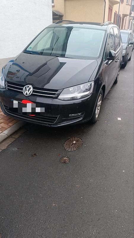 Gebraucht VW Sharan 150 PS (110 kW) 2016 Schwarz Van / Kleinbus