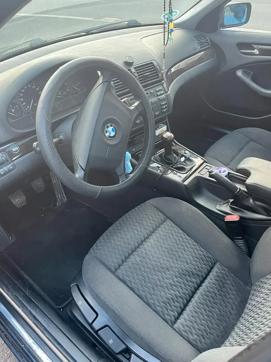Gebraucht BMW 320 150 PS (110 kW) 1999 Blau Limousine