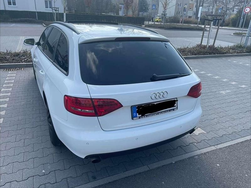 Gebraucht Audi A4 179 PS (131 kW) 2010 Weiß Kombi