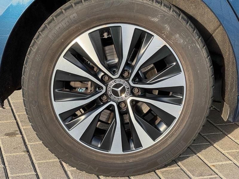 Gebraucht Mercedes A180 116 PS (85 kW) 2021 Denimblau  metalliclack Coupé