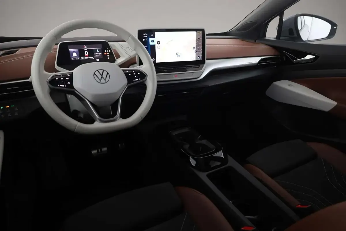 Gebraucht VW ID.5 Pro Performance 150 kW (204 PS) 2023 Manufacturer SUV