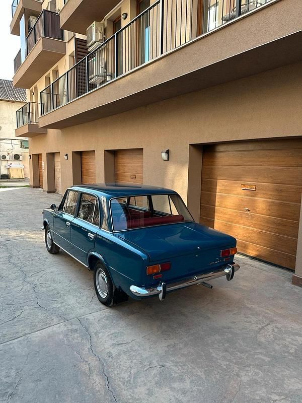 Gebraucht Lada 1200 65 PS (47 kW) 1973 Blau Limousine