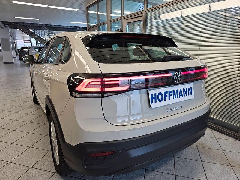 Gebraucht VW Taigo 95 PS (69 kW) 2023 Ascotgrau SUV