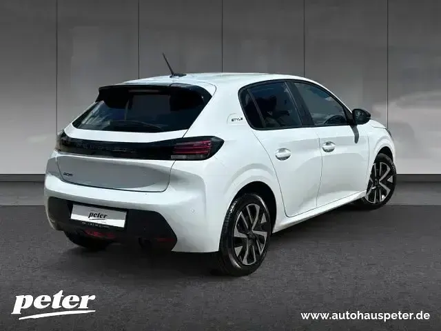 Gebraucht Peugeot 208 Style 101 PS (74 kW) 2025 Met. okenit weiß Kleinwagen