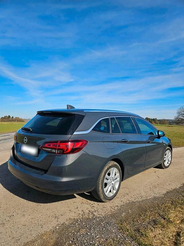 Gebraucht Opel Astra 2016 Grau Kombi