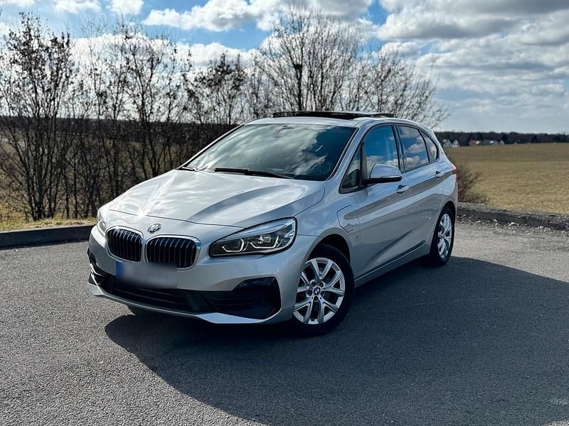 Gebraucht BMW 225 224 PS (164 kW) 2019 Silber Van / Kleinbus