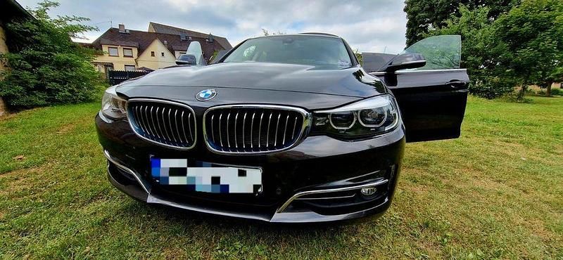 Braun Gebraucht 2016 BMW 320 Gran Turismo Luxury Line Limousine | 22.000 € (Teuer) - Bild 1/4