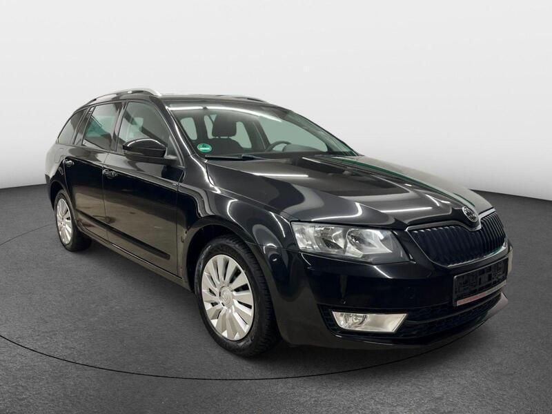 Schwarz Gebraucht 2013 Skoda Octavia Ambition Kombi | 9.790 € (Etwas zu teuer) - Bild 1/4