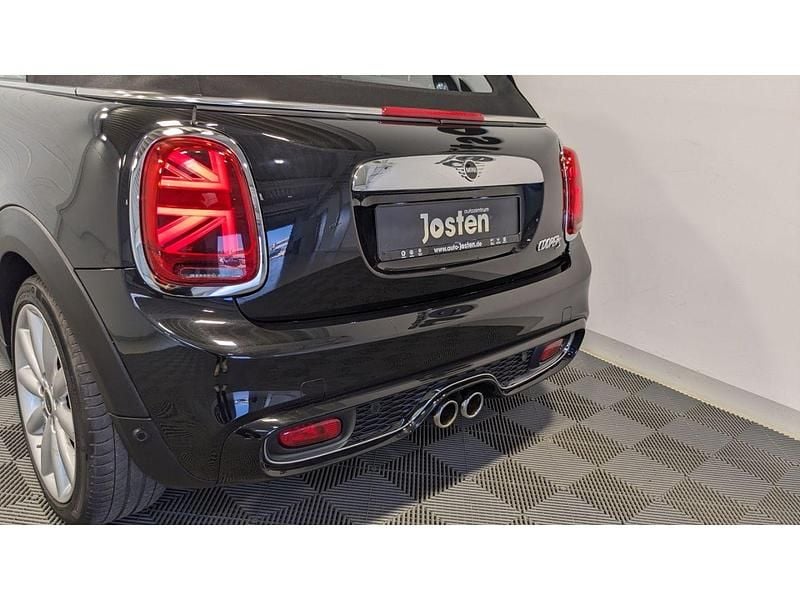 Gebraucht Mini Cooper S Chili 192 PS (141 kW) 2019 Schwarz (midnight black metallic (schwarz)) Kleinwagen