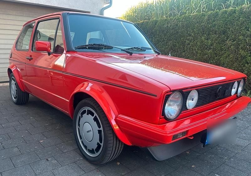 Rot Gebraucht 1983 VW Golf I GTI Limousine | 17.950 € - Bild 1/4