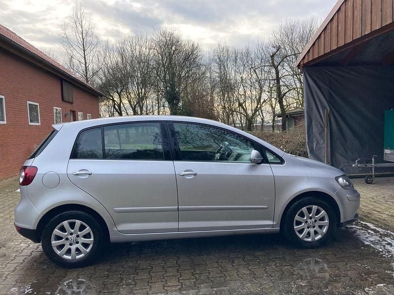 Gebraucht VW Golf Plus Cross 116 PS (85 kW) 2005 Silber Van / Kleinbus