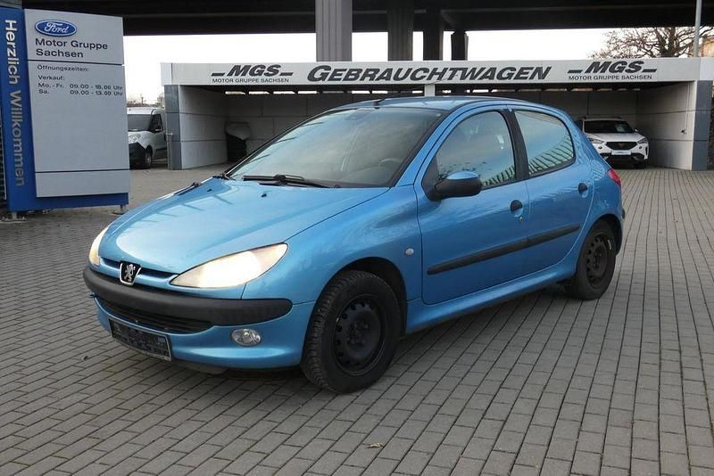 Gebraucht Peugeot 206 Style 75 PS (55 kW) 1999 Farbe blau tivoli/metalliclac Limousine