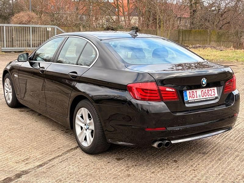Gebraucht BMW 525 218 PS (160 kW) 2011 Schwarz Limousine